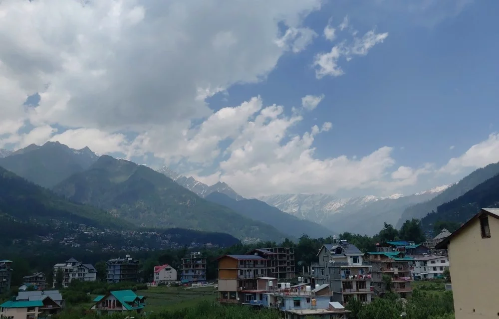Hotel Aurelius Grand - How to Choose the Right Hotel for a Family Trip to Manali