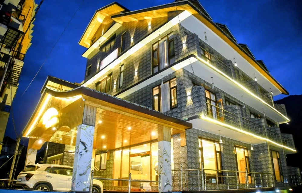 Hotel Aurelius Grand - How Location Shapes a Better Mountain Stay in Manali